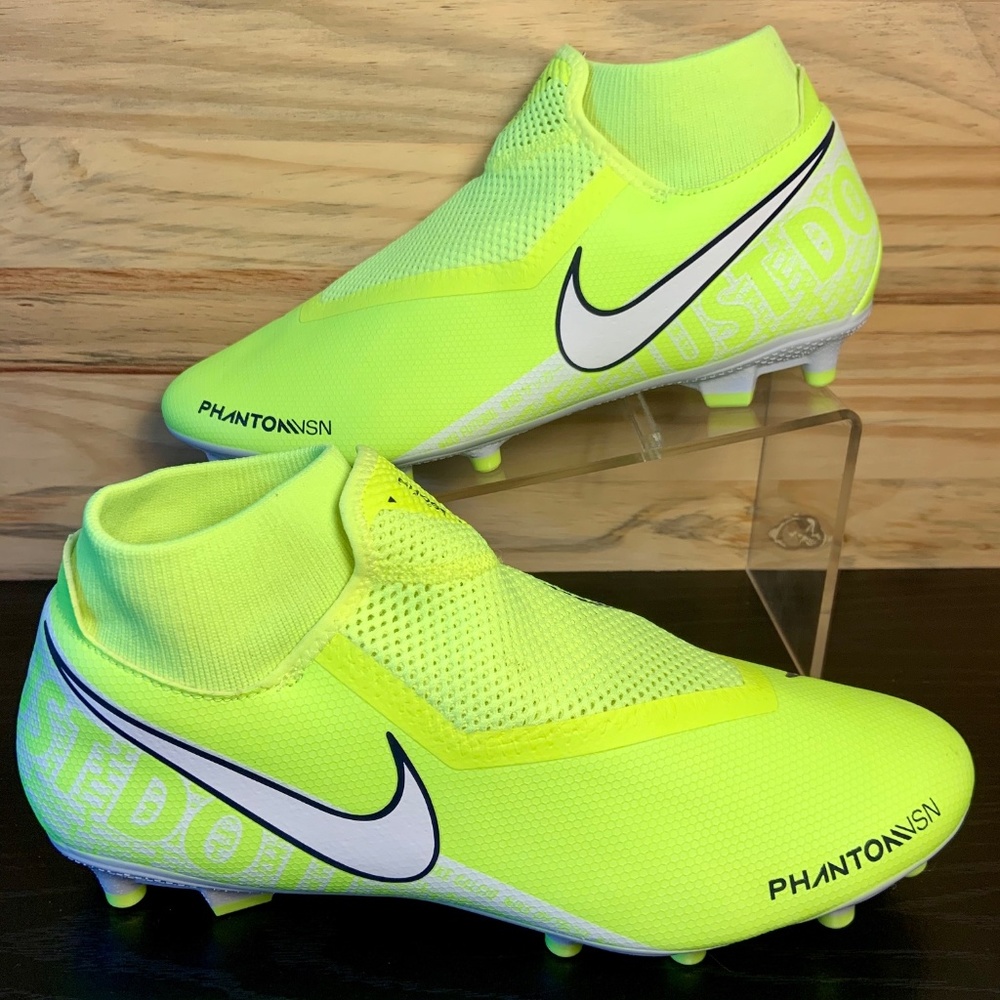 New Nike Phantom Vision FG Ghost Lace Soccer Cleat